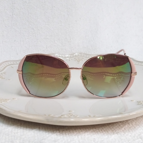 Jessica Simpson Accessories - Jessica Simpson Pink Metal Sunglasses